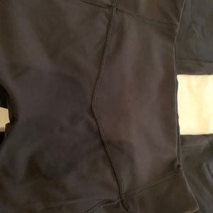 Lululemon legging with side pockets